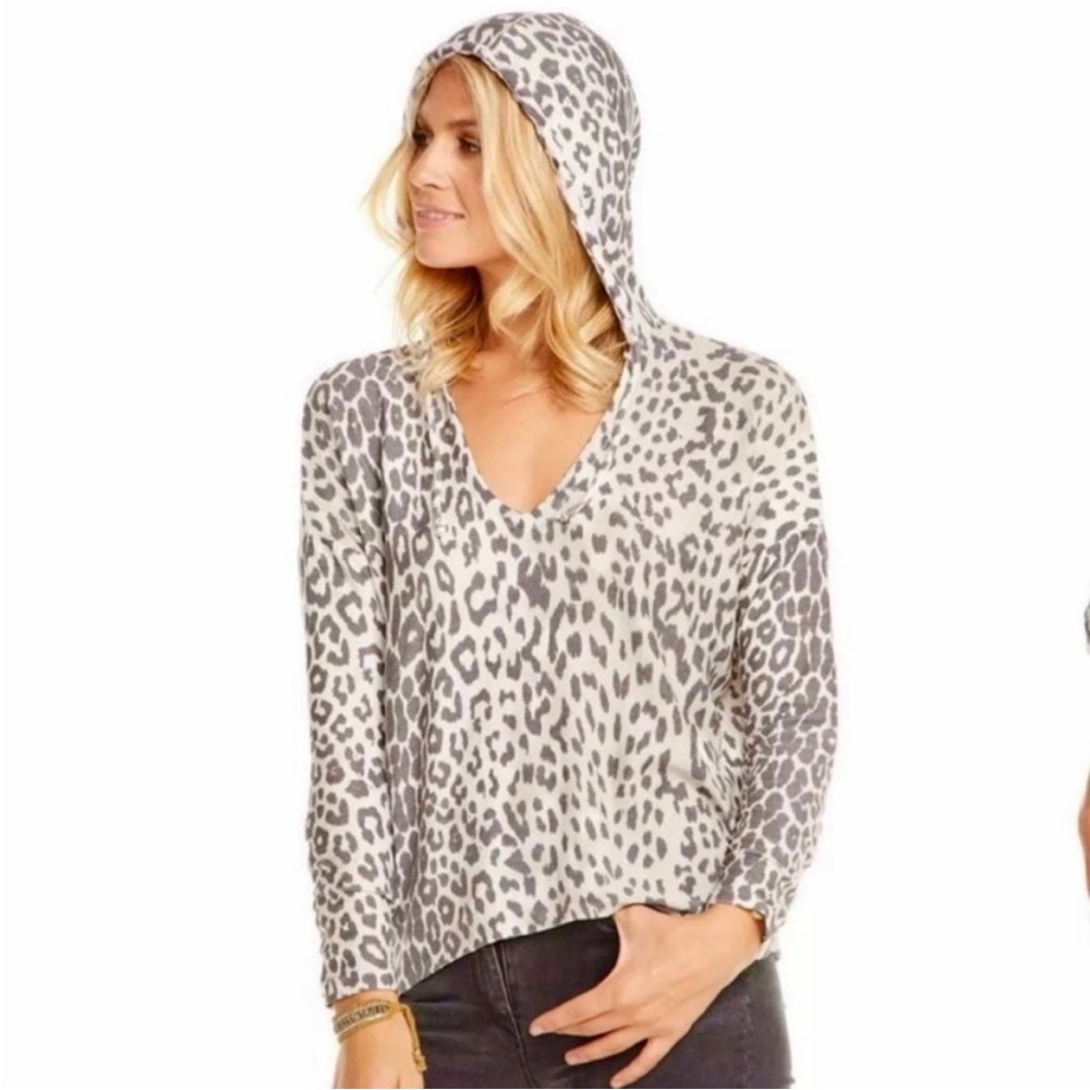 CHASER Evereve Super Soft Snow Leopard Print Women's Pullover Hoodie Small